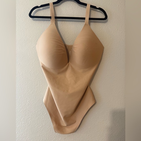 SKIMS Body Super Push-up Thong Bodysuit Clay Size 2X - Picture 2 of 4